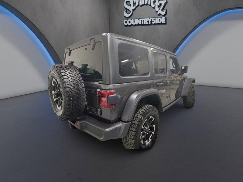 Used 2025 Jeep Wrangler 4xE Rubicon 4WD w/ConvenienceImage 11