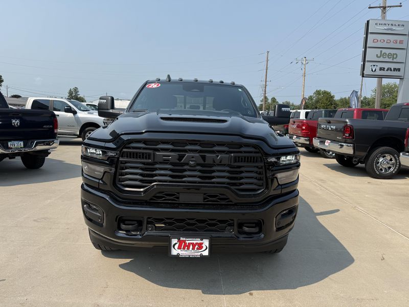 New 2026 RAM 2500 Black Express Crew Cab 4x4 6