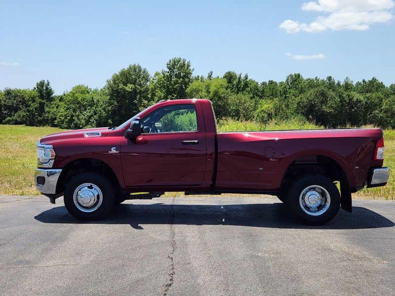 2024 RAM 3500 Tradesman Regular Cab 4x4 8