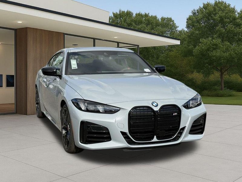 New 2026 BMW 4 Series M440iImage 5