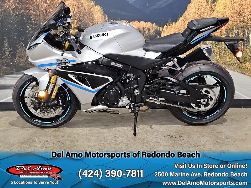 New 2025 Suzuki GSX-R1000R Image 17