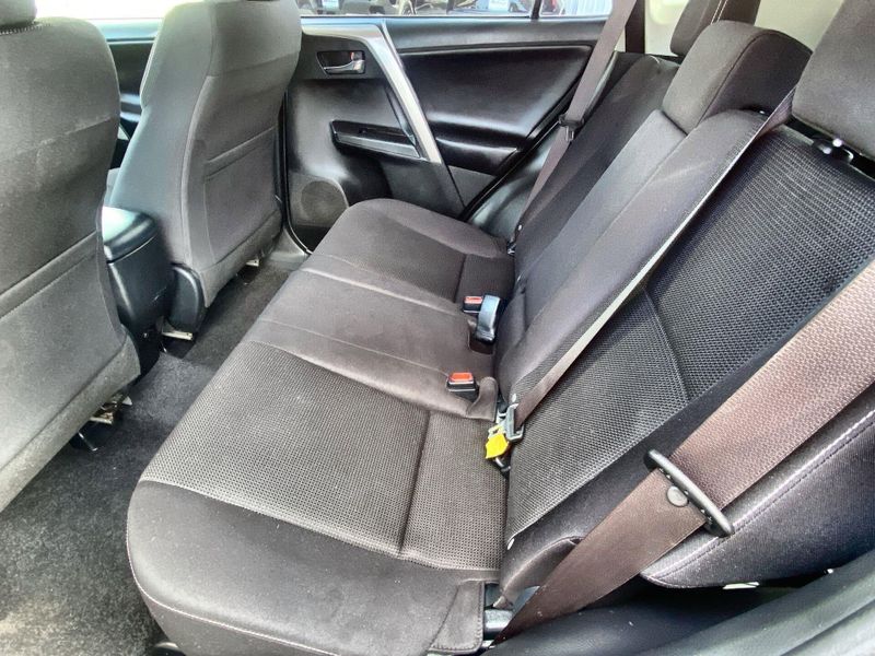 Used 2018 Toyota RAV4 XLEImage 23