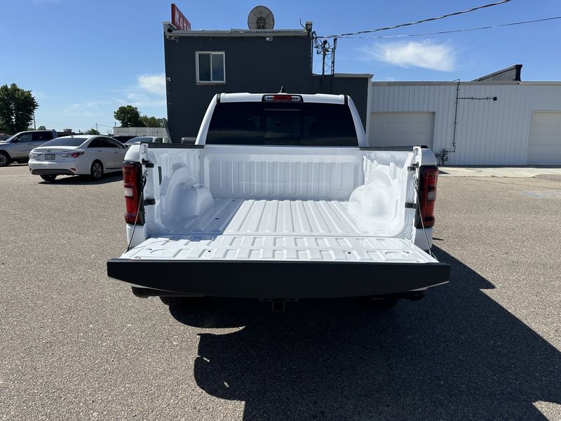 2025 RAM 1500 Big Horn Crew Cab 4x4 5