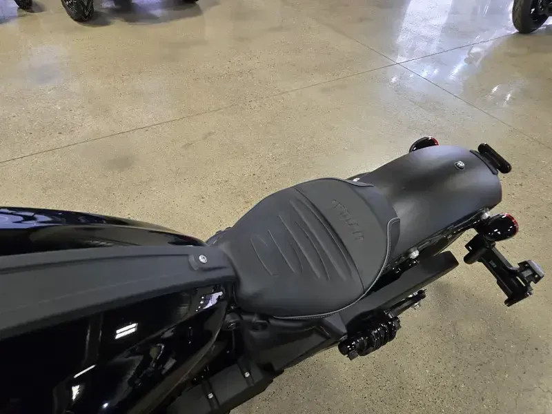 New 2025 Indian Motorcycle SCOUT SIXTY BOBBER LIMITED BLACK METALLIC Image 10