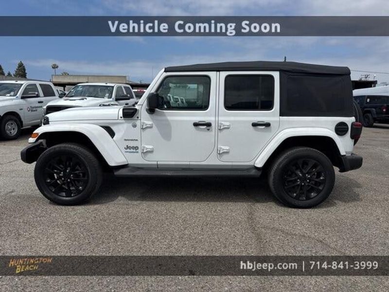 2022 Jeep Wrangler Unlimited Sahara 4xeImage 8