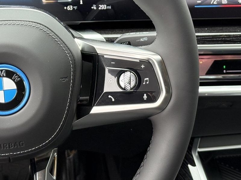 2025 BMW i7 eDrive50Image 23