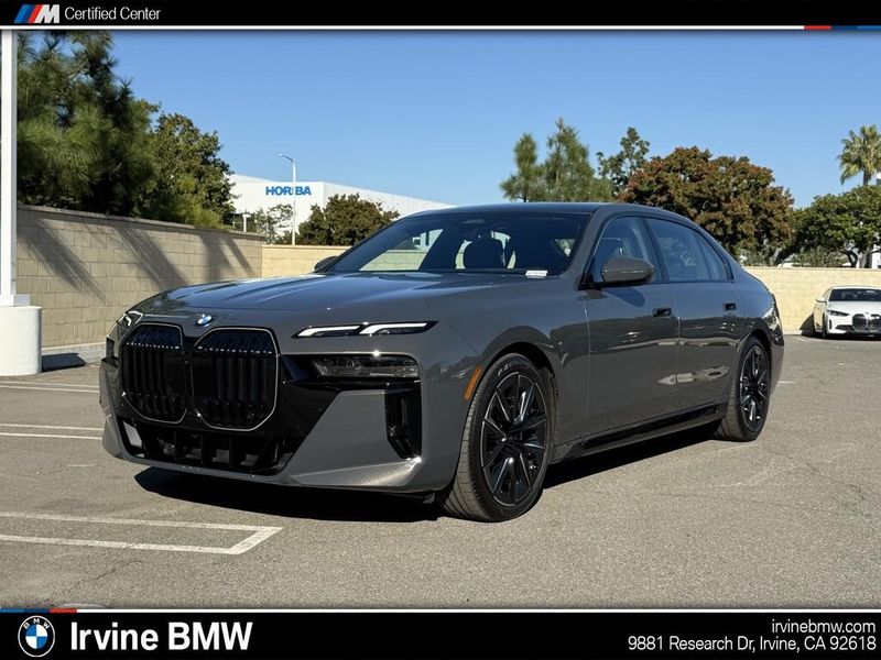 Used 2025 BMW 7 Series 740iImage 1