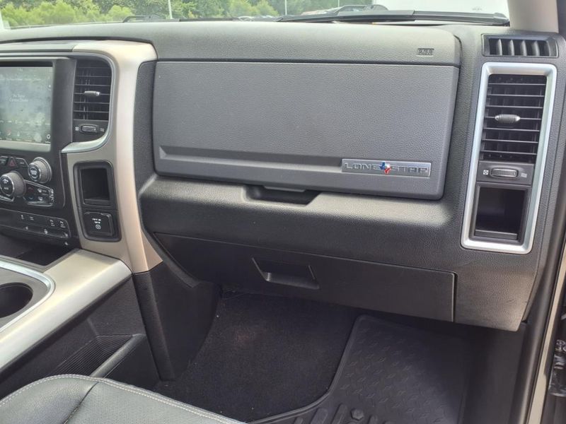 2018 RAM 1500 Lone StarImage 10