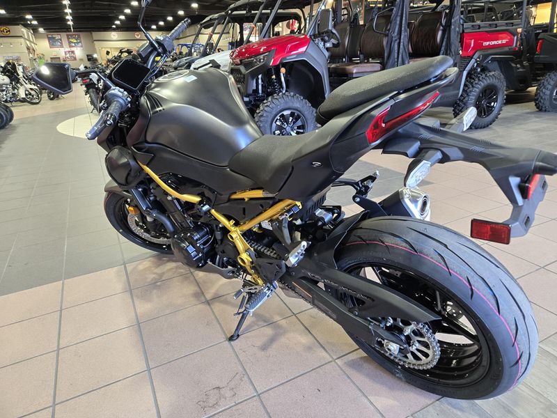 NEW 2026 KAWASAKI Z900 ABS Image 5