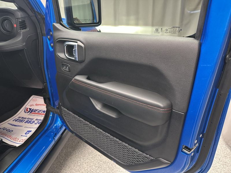 New 2026 Jeep Wrangler 4-door Rubicon XImage 18