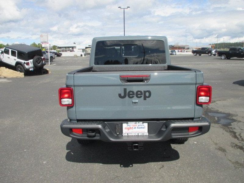 2024 Jeep Gladiator Sport S 4x4Image 8