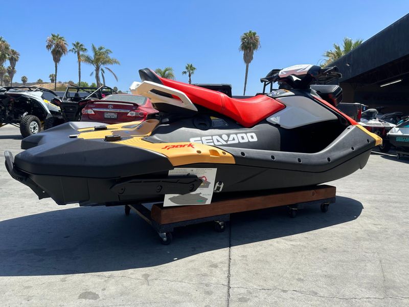 New 2024 Sea-Doo SPARK FOR 2 90 (SOUND SYSTEM) Image 11