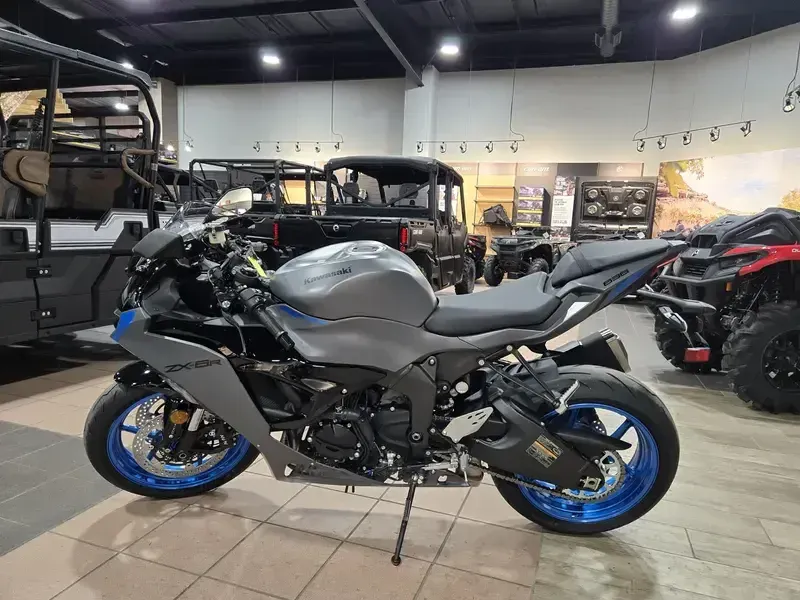 NEW 2026 KAWASAKI NINJA ZX6R ABS Image 1