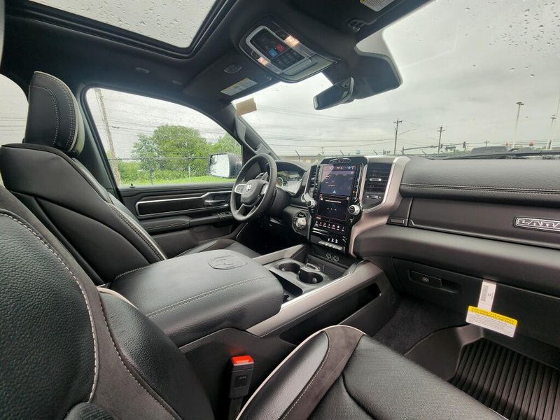 New 2026 RAM 1500 Laramie Crew Cab 4x4 5'7' Box