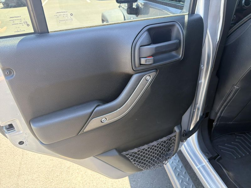 Used 2017 Jeep Wrangler Unlimited SportImage 23