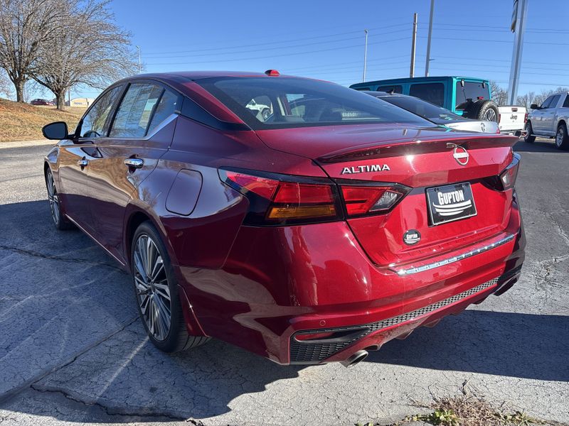 Used 2023 Nissan Altima 2.5 SLImage 10