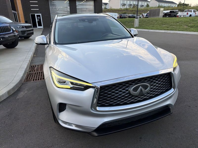 Used 2019 INFINITI QX50 LuxeImage 5