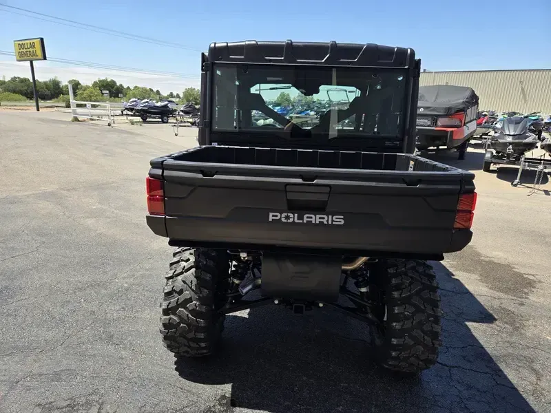 NEW 2027 POLARIS RANGER XP 1000 CAB Image 4