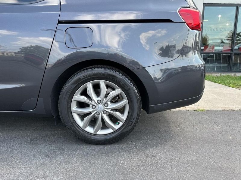Used 2021 Kia Sedona EXImage 14