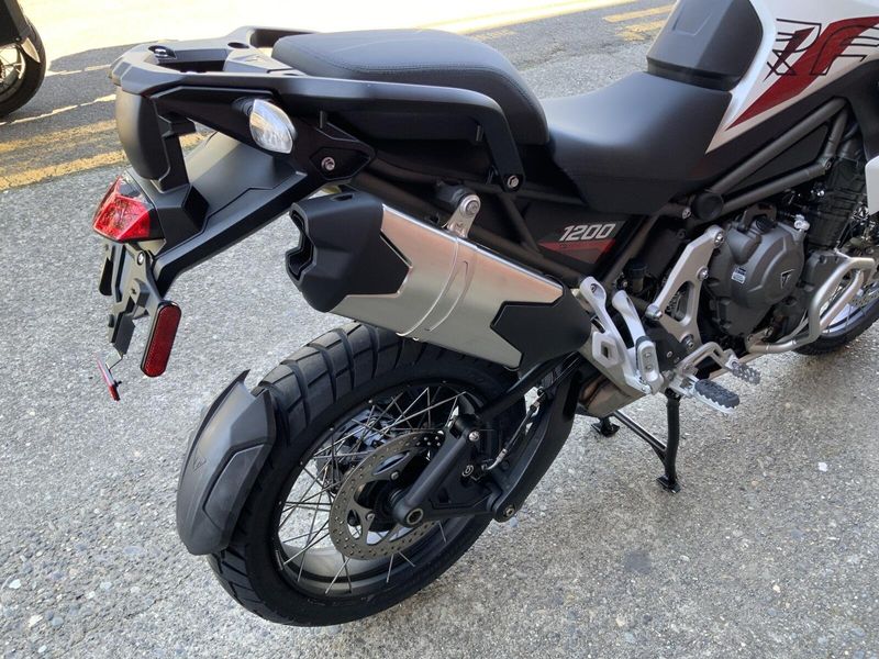 2026 Triumph TIGER 1200 DESERT EDITION
