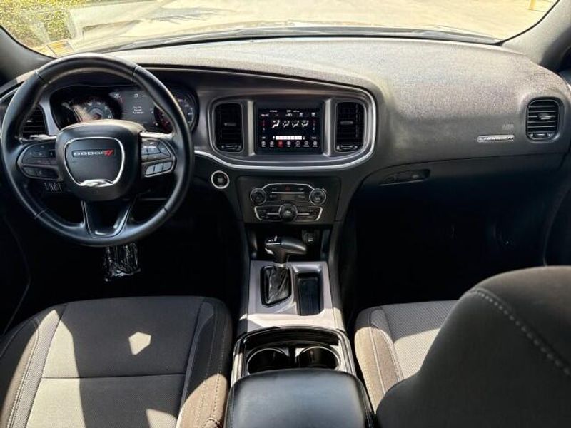 2022 Dodge Charger SXT photo 23