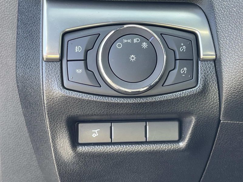 Used 2019 Ford Explorer XLT FWD
