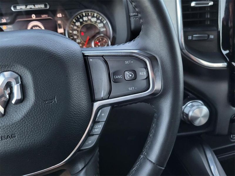 2024 RAM 1500 LaramieImage 14