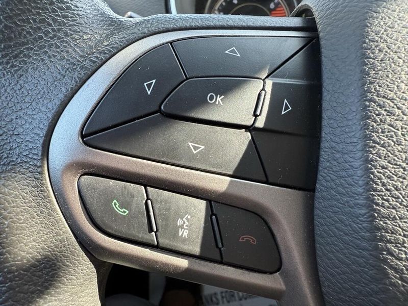 2021 Jeep Cherokee Latitude photo 15