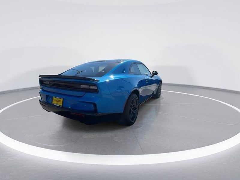 New 2026 Dodge Charger Scat Pack 2-door AwdImage 8