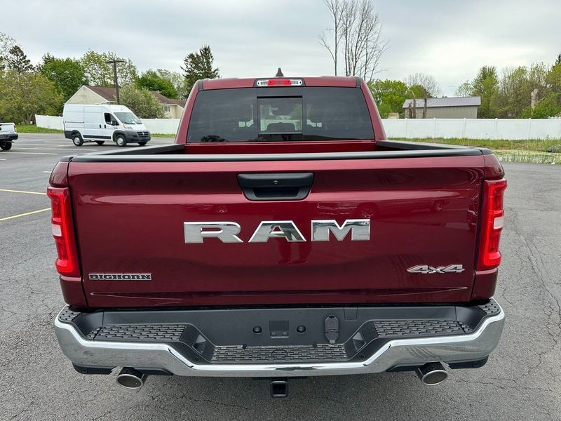 2025 RAM 1500 Big Horn Crew Cab 4x4 5