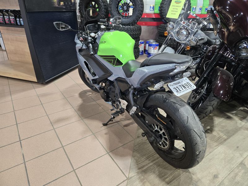 USED 2023 KAWASAKI NINJA 650 ABS KRT EDITION Image 7
