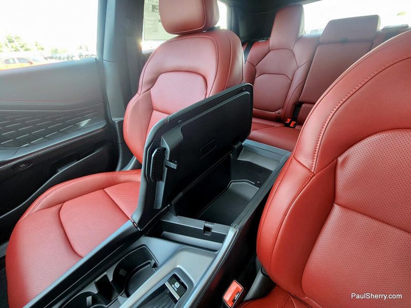 New 2026 Dodge Charger R/T Plus 4-door Awd