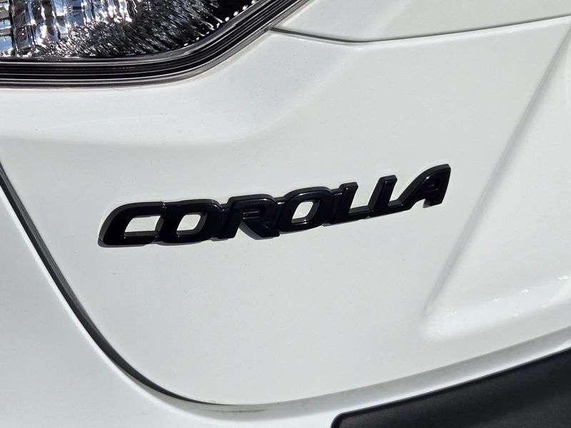 Used 2025 Toyota Corolla SE CVT (Natl)