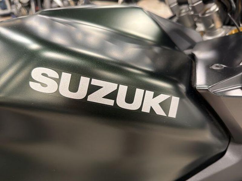 New 2024 Suzuki GSX-S1000GX+ Image 25