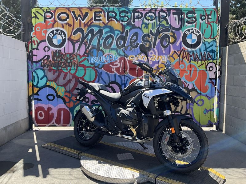 New 2025 BMW R 1300 GS Image 3