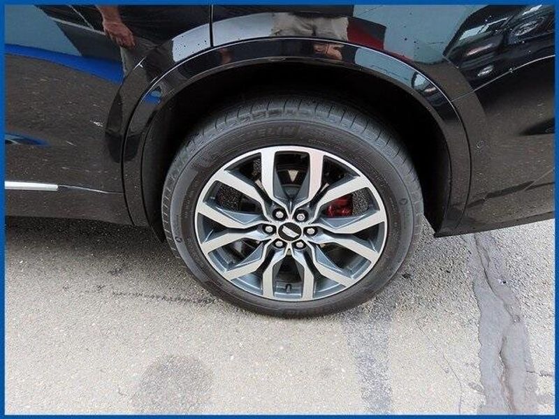 2023 Cadillac XT6 SportImage 4