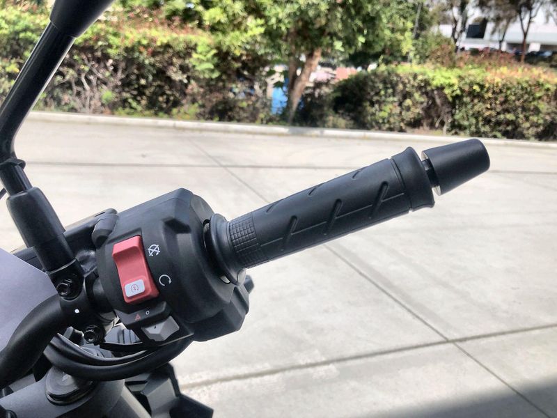 New 2026 Honda CB750 HORNET E-CLUTCH Image 24