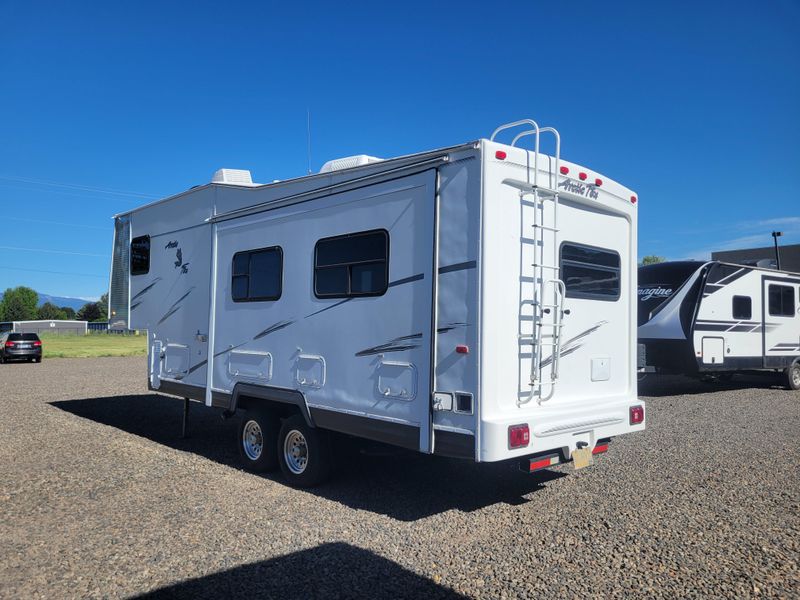 Used 2004 NORTHWOOD MFG Arctic Fox 27-5LImage 6