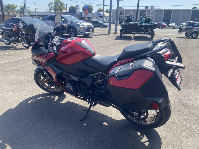 Used 2024 Suzuki GSX-S1000GT+ CA Image 11