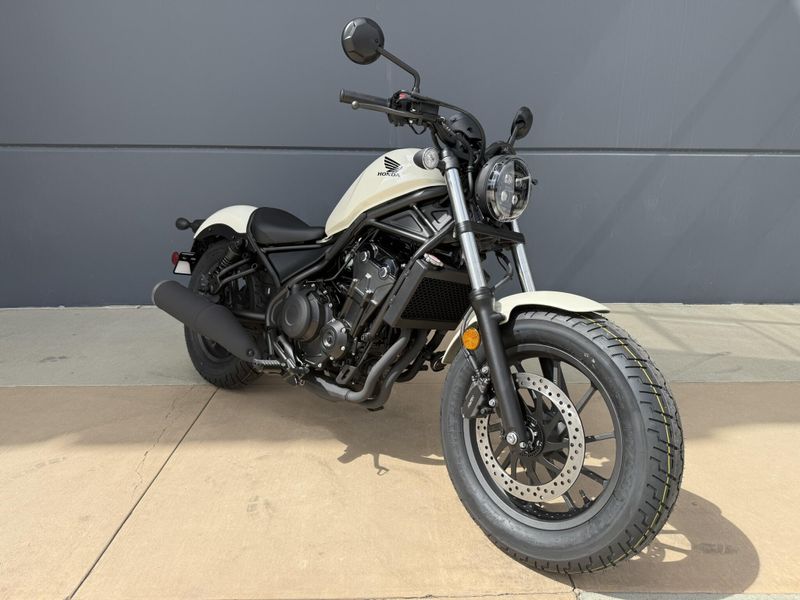 2025 Honda REBEL 500 ABS Image 1