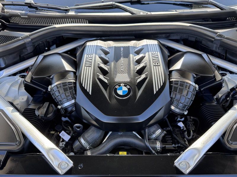 2022 BMW X6 M50iImage 32