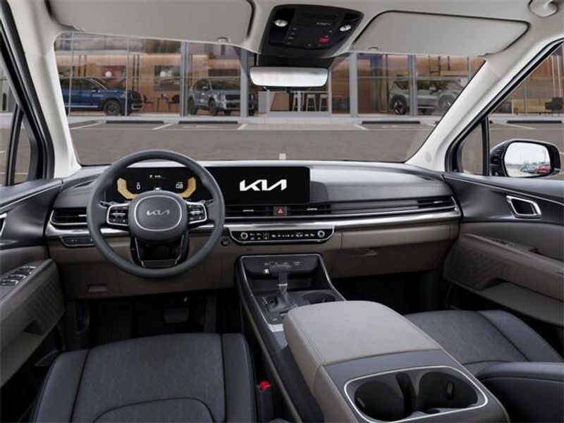 2025 Kia Carnival LXSImage 14