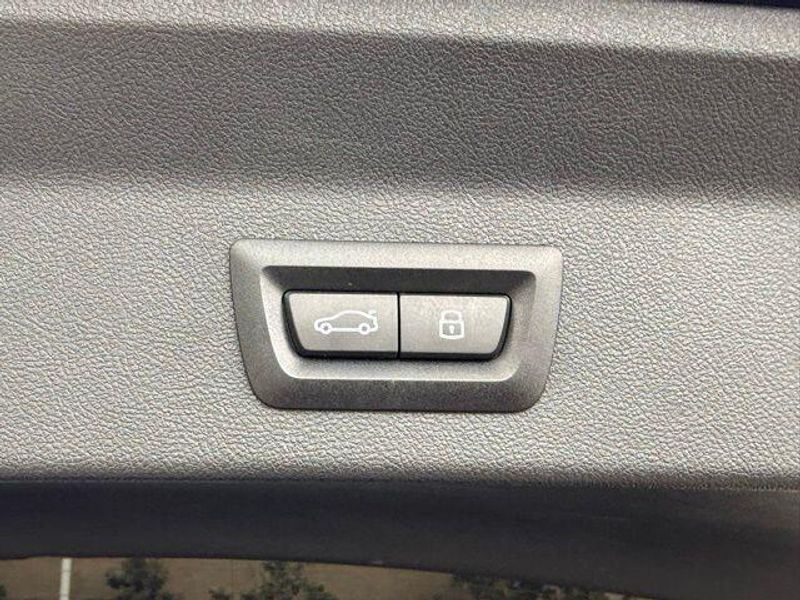 Used 2024 BMW X3 sDrive30iImage 17