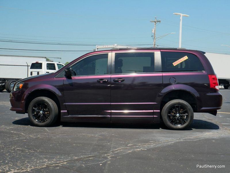 Used 2019 Dodge Grand Caravan SXTImage 23
