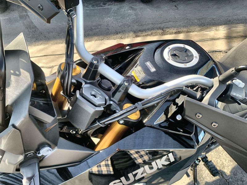 New 2025 Suzuki V-STROM 800DE Image 25