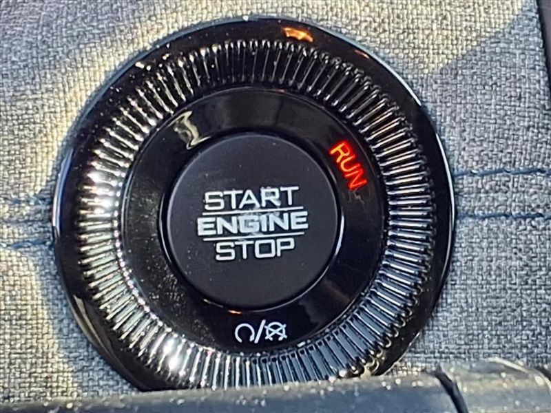 Used 2023 Jeep Compass LatitudeImage 19