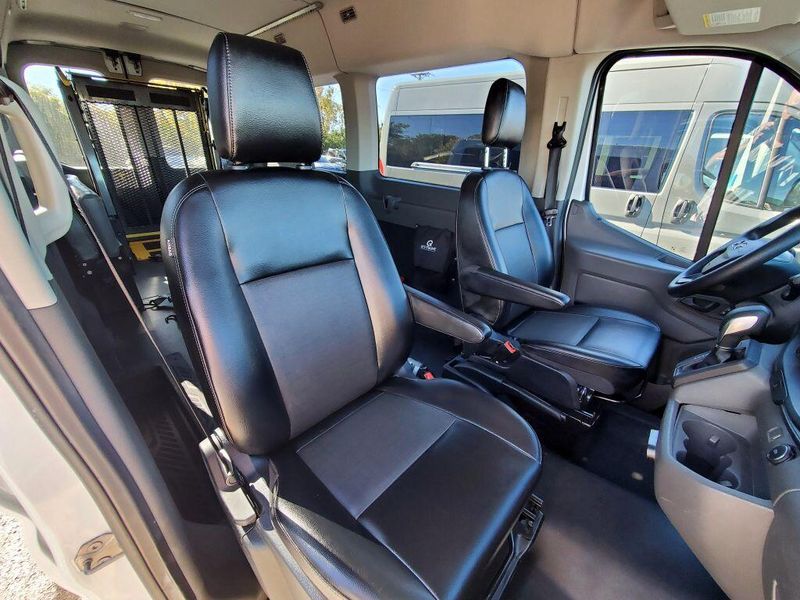 2020 Ford Transit photo 3