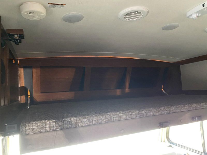 Used 2018 FOREST RIVER FR3 29DS Image 14