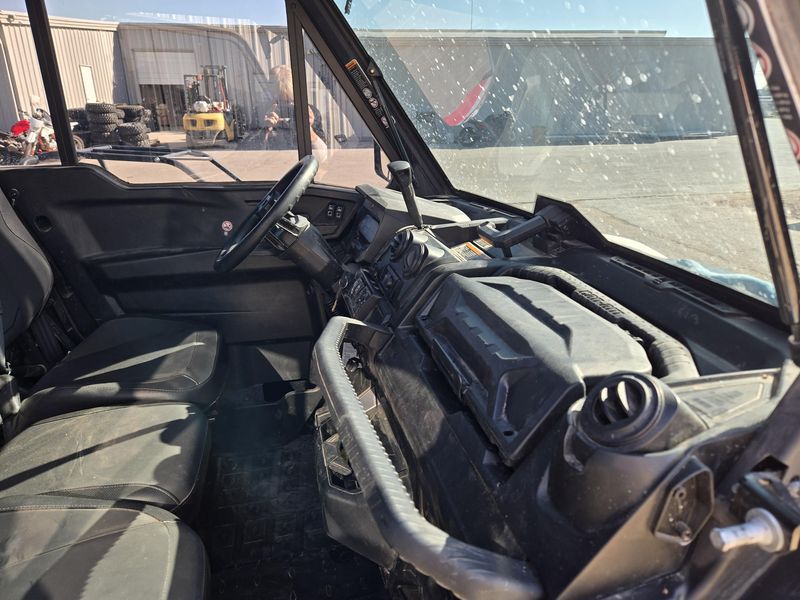 USED 2025 CAN-AM DEFENDER MAX LIMITED HD10 Image 13