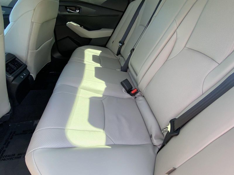 2025 Honda Accord Hybrid EX-LImage 15
